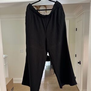 GAP Black Mid Rise Crinkle Gauze Wide Leg Pants - Size XXL